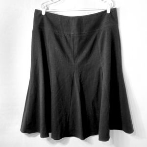 W38 Fashion Bug Plus 16W Black Skirt Flare Back Zipper